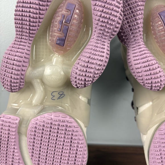 Nike Lebron 19 Shoes "Greatness" Phantom Canyon Purple CZ0203-004 Men Size 8.5 - Picture 8 of 9